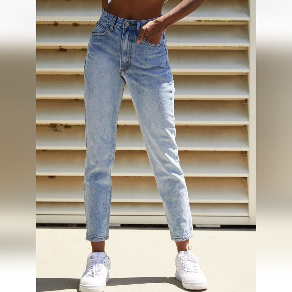 J Galt Shanghai Brandy Melville Jeans Size Small button fly closure straight leg
